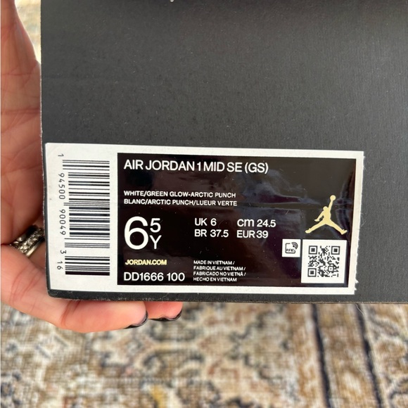 EUC Air Jordan Mid Paint Drip Ice Cream 6Y (women’s 7.5) - Picture 8 of 9